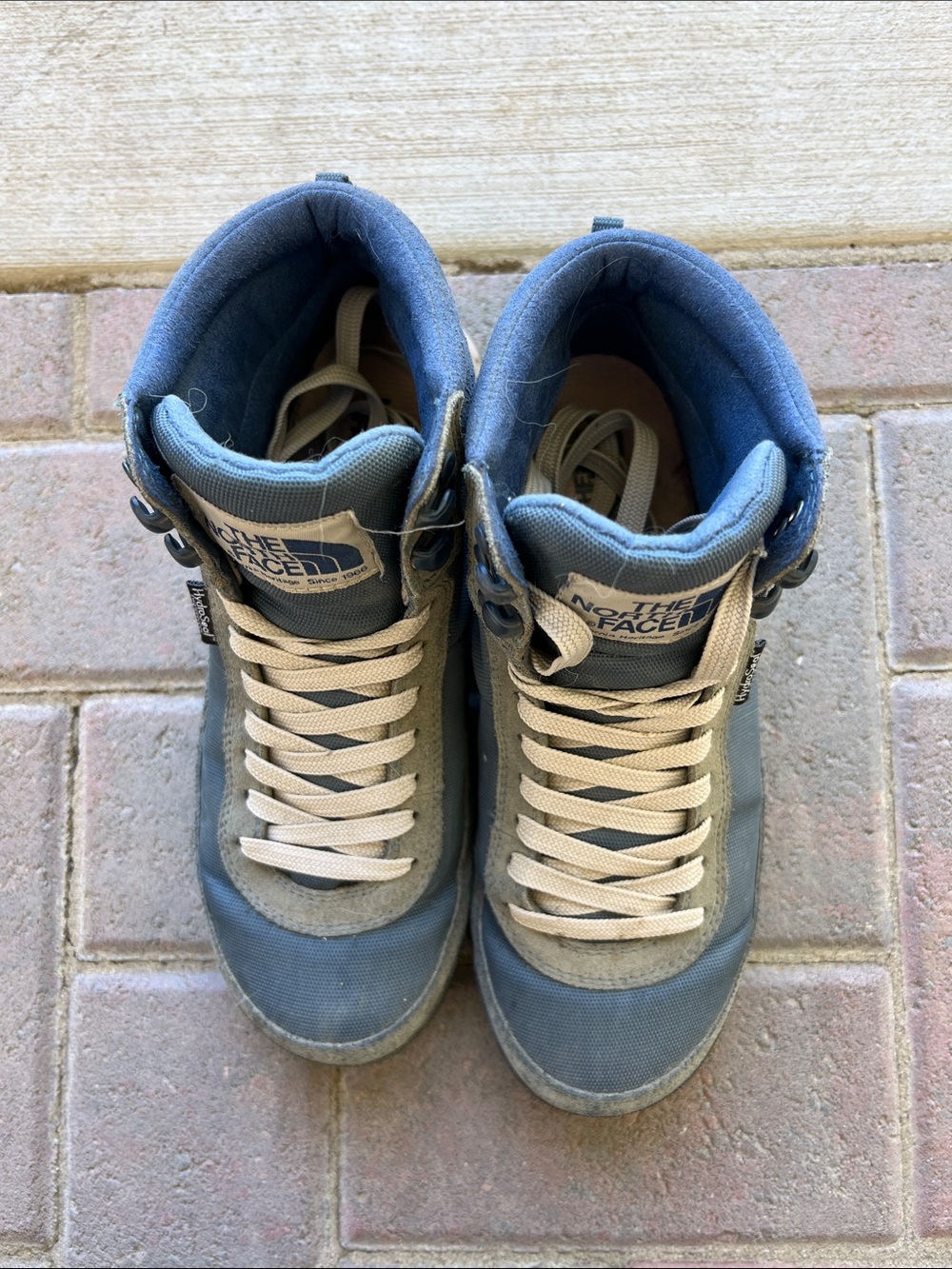 The NorthFace Hiking Boots - Picture 4 of 9